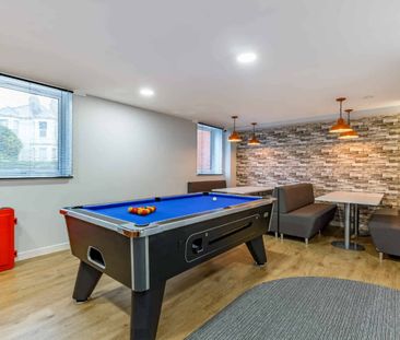 6 Bed Standard Ensuite - Photo 6