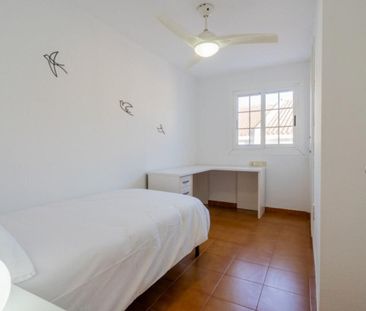 Casa o chalet de alquiler en El Perellonet - Photo 2