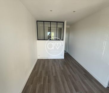 Location Appartement 2 pièces 35m² HYERES 83400 - Photo 5
