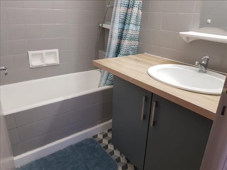 1 pièce - Meublé - 10 m² - 2ème étage - Colocation non autorisée - Photo 5