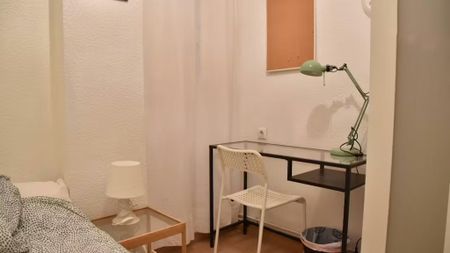 Gran Via de Ramón y Cajal, Valencia, Valencian Community 46007 - Photo 5