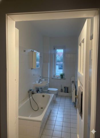 Moderne 3-Zimmer-Wohnung mit EBK, Gartennutzung und Umzugsbonus - Photo 5