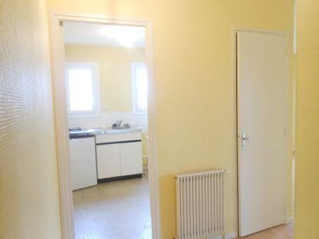Location - Appartement - 2 pièces - 40.00 m² - montauban - Photo 3