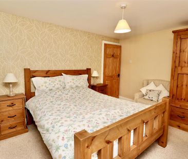 2 bedroom house to rent - Photo 3