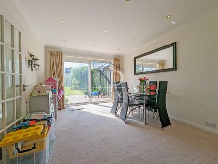 4 bedroom semi-detached house to rent - Photo 5