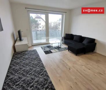 Pronájem bytu 1+kk 37 m - Photo 1