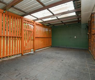 45 Wine Drive, Wilsonton Heights - Photo 2