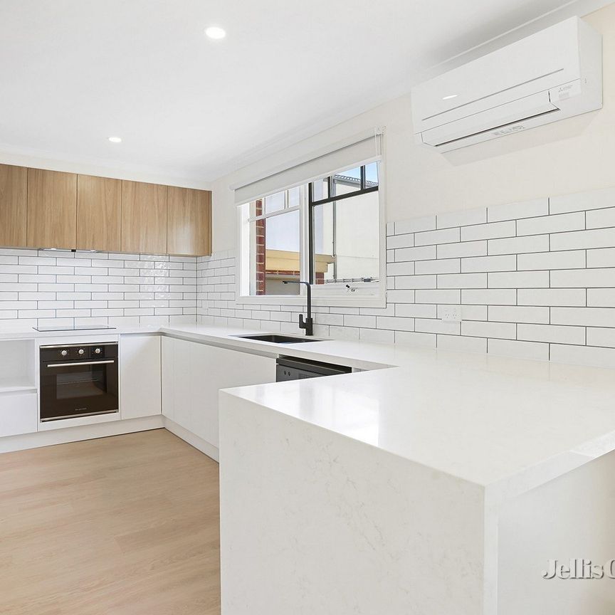 2/392 Bay Road, Cheltenham - Photo 1