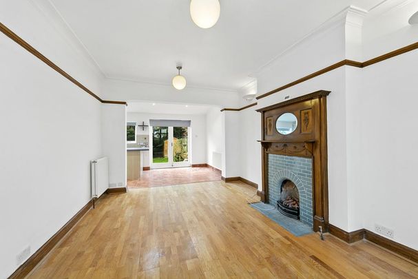 4 bedroom semi-detached house to rent - Photo 1