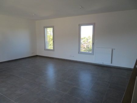 Appartement à louer 3 pièces - Photo 2