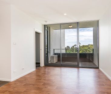 Unit 410/6 Charles Street, - Photo 4