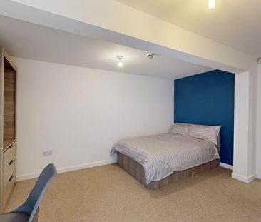 6 bedroom flat to rent - Photo 4