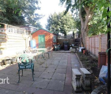 4 bedroom terraced house to rent - Photo 1