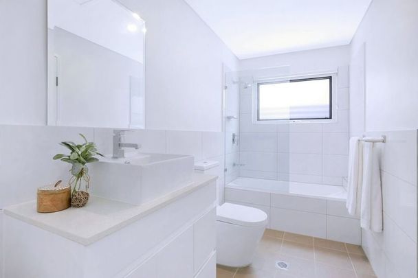 Contemporary apartment in the Northern Suburbs! - Photo 1