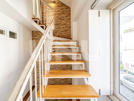 2 room luxury House for rent in Ajuda, Portugal - Photo 3