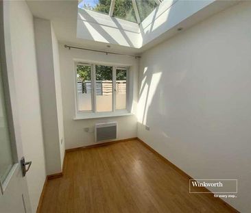 Comet Way, Mudeford, Christchurch, Dorset, BH23 - Photo 6