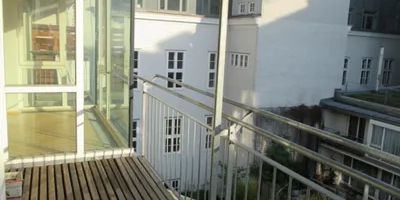 Großzügige 5-Zi Terrassenwohnung mit Balkon, Garage & Lift im Herzen von Mariahilf! - Photo 3