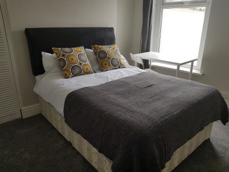 5 bedroom house share to rent - Photo 2