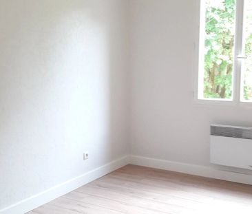 Location Maison 4 pièces 82m² LA ROCHELLE 17000 - Photo 2