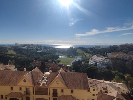 Atico en alquiler en Cortijo de Torrequebrada, Benalmadena - Photo 5