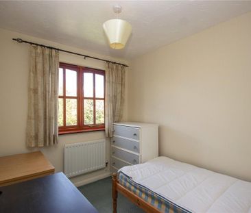 2 bedroom semi-detached house to rent - Photo 3