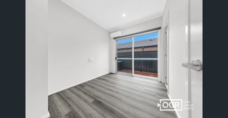 Brand New, Low-Maintenance Home - Photo 3