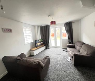 3 bedroom end of terrace house to rent - Photo 5