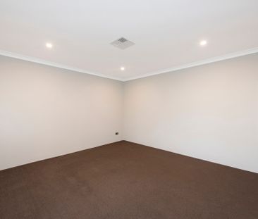 9 Norwood Avenue, Baldivis WA 6171 - House For Rent | Domain - Photo 4