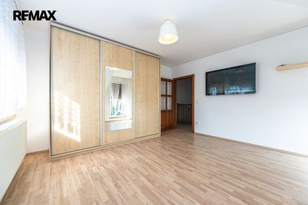 Pronájem domu 130 m² s pozemkem 400 m² - Photo 3