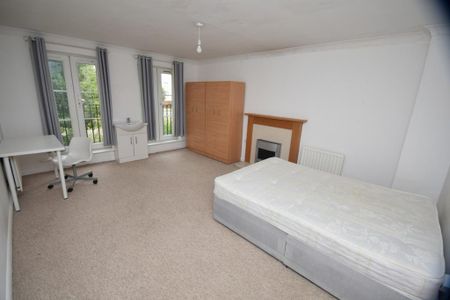 5 bedroom house to rent - Photo 3