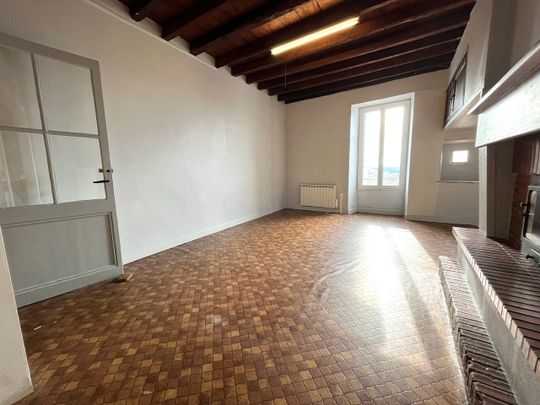 Location Maison 4 pièces 141m² - Photo 1