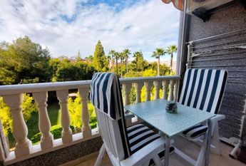 Apartamento 2 dormitorios con piscina al lado del mar