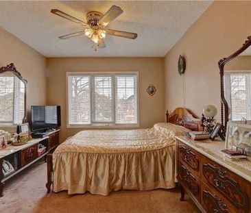 For Lease - 40 yellow brick Road, Brampton, Ontario - Photo 3