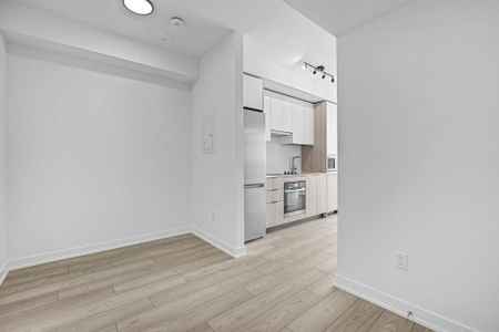 For Lease - 1007 THE QUEENSWAY N/A Unit# 805, Toronto, Ontario - Photo 3
