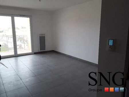 T2 AVEC BALCON+PARKING - Photo 2