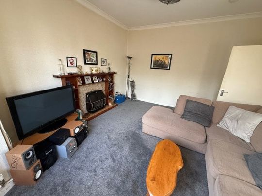 Penllwynrhodyn Road, Llanelli, SA14 - Photo 1