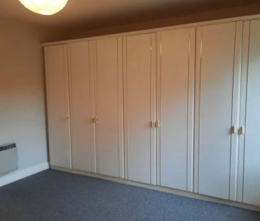 10 Kings Manor - Photo 6