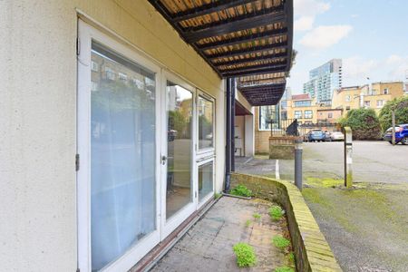 Studio to rent - Photo 5