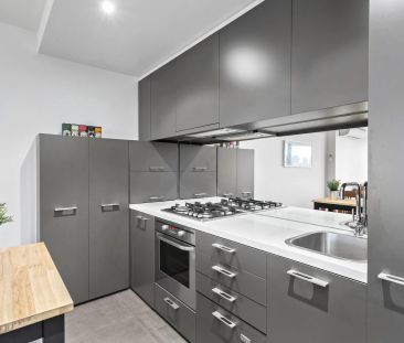 Brilliant Two Bedroom! - Photo 6