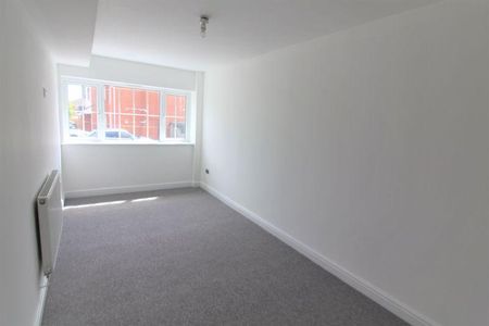 Heol Gwendoline Barry CF62 5AN - Photo 3