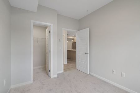 208, 360 Harvest Hills Way NE - 1 - Photo 4