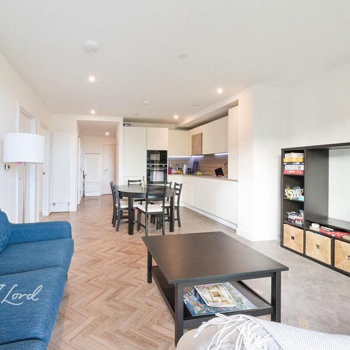 3 bedroom flat to rent - Photo 1