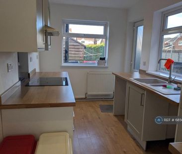 2 bedroom terraced house to rent - Photo 4