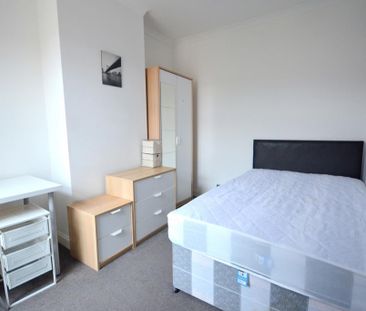 4 bedroom house to rent - Photo 2