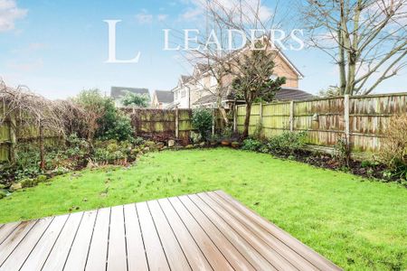 3 bedroom detached house to rent - Photo 5