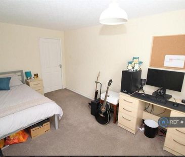 2 bedroom flat to rent - Photo 5