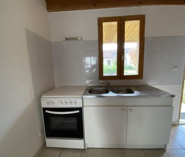 APPARTEMENT DUPLEX - COMMUNE DE REVELLES A 10 MIN DU CHU SUD - Photo 6