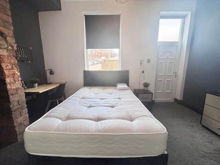 Stanningley Road (Room 2), Bramley, Leeds - Photo 5