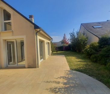 CHANGE, pavillon T7 de 172 m² - Photo 3