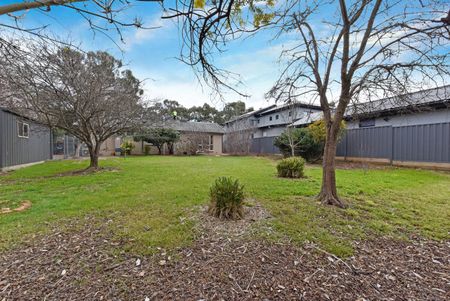 8 Legge Street, Downer ACT 2602 - House For Rent | Domain - Photo 2